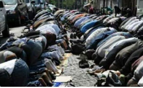 Den Korte Avis | Farlig alliance mellem muslimer og venstrefløjen: Venstrefløjsparti holder hånden over islam og får stemmer fra muslimer