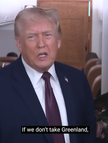 Den Korte Avis | Kritikken hagler ned over Trump efter ICE-betjentes drab på demonstrant – nu ændrer han kurs