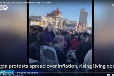 Den Korte Avis | Oprøret ulmer i Iran – vandkrise, valutasammenbrud og høje leveomkostninger