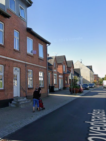 Den Korte Avis | Ung bilist med mørkt slikket hår og dansk med accent gik fuldstændig amok på 31-årig mand – man bliver rystet, når man hører årsagen