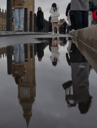 Keir Starmer aflyser lokalvalg, et angreb på det britiske demokrati