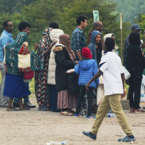 Masseindvandringen fortsætter med uformindsket styrke