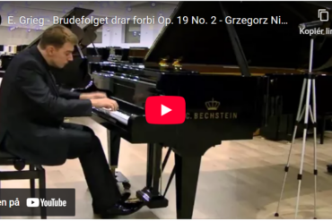 Mellemspil – Grieg: Brudefølget drager forbi op. 19 nr 2 (1874).