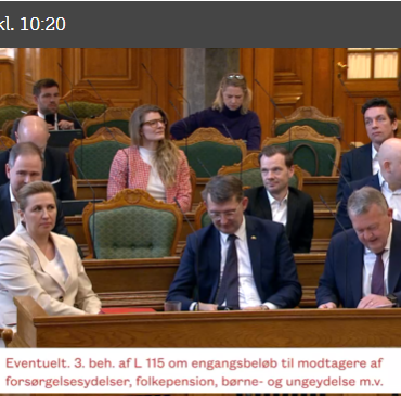 Den Korte Avis | Meningsmåling viser, at Danmark er tæt på at få et rødt flertal – Troels Lund Poulsen får svag start som borgerlig statsministerkandidat