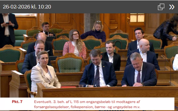 Den Korte Avis | Meningsmåling viser, at Danmark er tæt på at få et rødt flertal – Troels Lund Poulsen får svag start som borgerlig statsministerkandidat