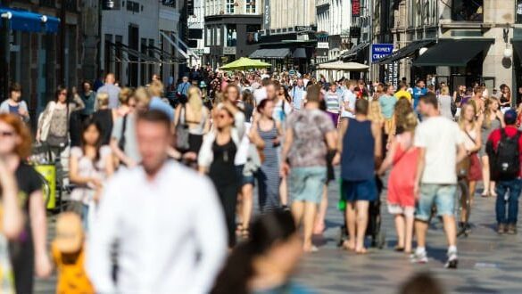 Den Korte Avis | Ny CEPOS-analyse: Statsministeren skyder ved siden af med fokus på ulighed – alle familier har fået flere penge