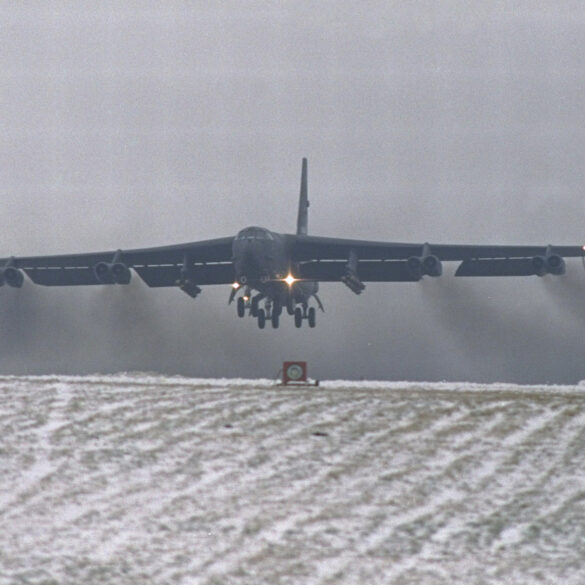 Starmer vil ikke lade USA bruge Fairford-basen