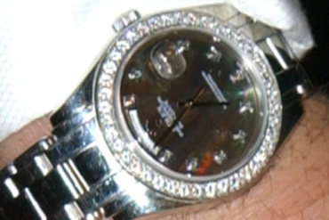 Den Korte Avis | 40-årig dømt for 21 tilfælde af grov svindel af ældre – forsøgte at få kvinde til at købe rolex-ur