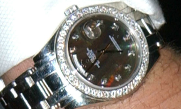 Den Korte Avis | 40-årig dømt for 21 tilfælde af grov svindel af ældre – forsøgte at få kvinde til at købe rolex-ur