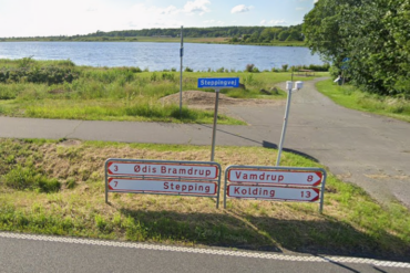 Den Korte Avis | 68-årig mand ved Christiansfeld blev dræbt af knivstik i halsen – seks anholdt, blev afhørt med serbiske tolke