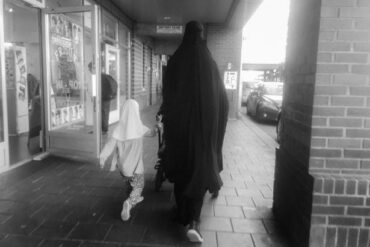 Den Korte Avis | Arabisk tolk tager bladet fra munden i ny bog: “Tavshedspligt er et ikke-eksisterende begreb i vores miljø”