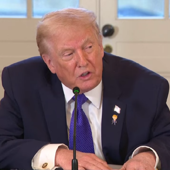 Den Korte Avis | Asger Aamund: USA og Israel på vinderkurs