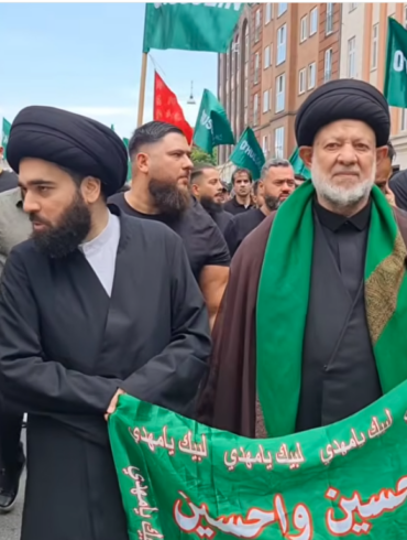 Den Korte Avis | Den såkaldte mindehøjtidelighed over Ayatollah Khameini’s død var intet andet end en magtdemonstration