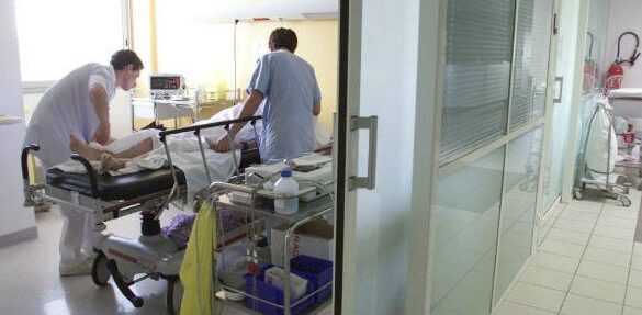 Den Korte Avis | S-minister vil give voldelige patienter karantæne fra sundhedsvæsnet – mange af dem er fra Stormellemøsten, siger han