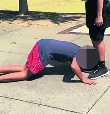 Den Korte Avis | Skole i København: 13-årig dreng udsat for mobning, overfald, ydmygelser, hetz og racisme, fordi han er hvid