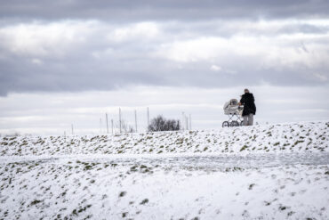 Ret indignationen mod de magtfulde, ikke de rige