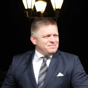 »Verdens­ordenen fungerer ikke. Folke­retten fungerer ikke. FN er en vits – og det samme gælder EU«